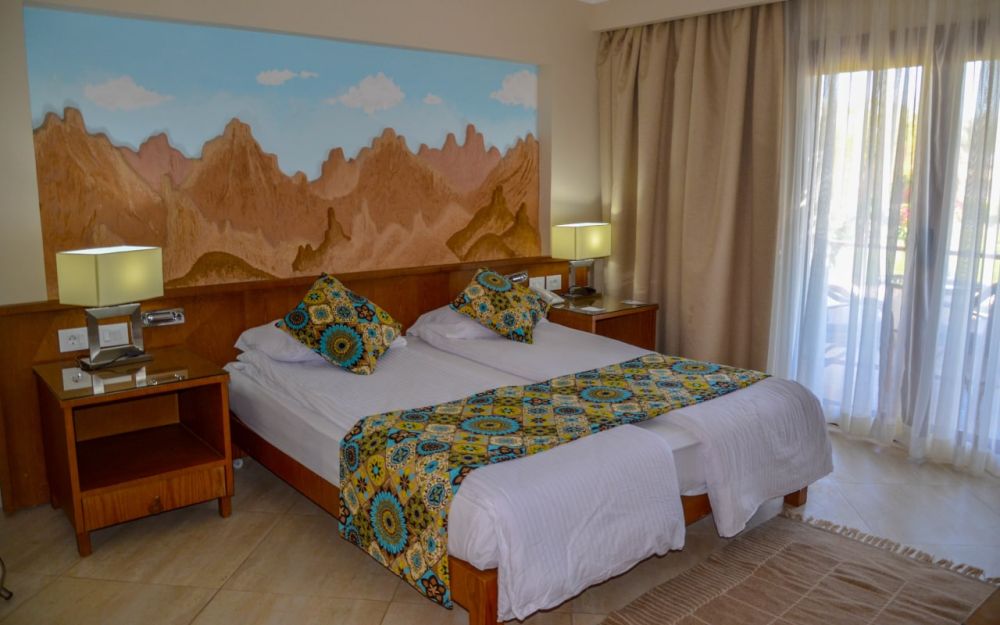 Superior Side Sea View Room, Swiss Inn Dahab 4*