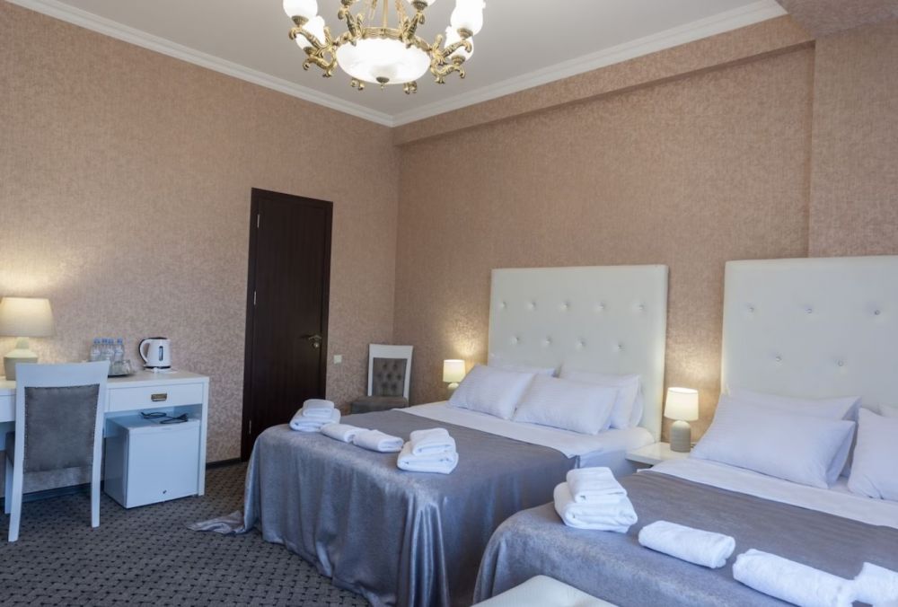 Family Room, Piazza Tbilisi 3*