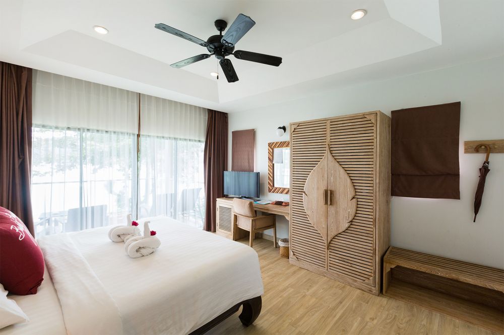 Grand Deluxe Room, Phi Phi Bayview Premier 3*