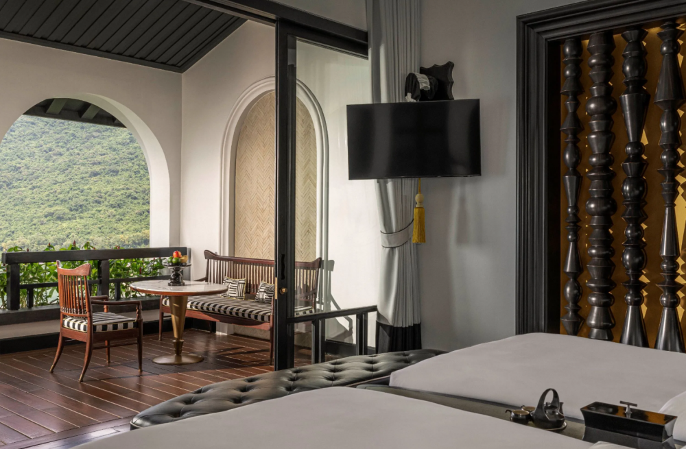 Club Panoramic Ocean View, InterContinental Danang Sun Peninsula Resort 5*