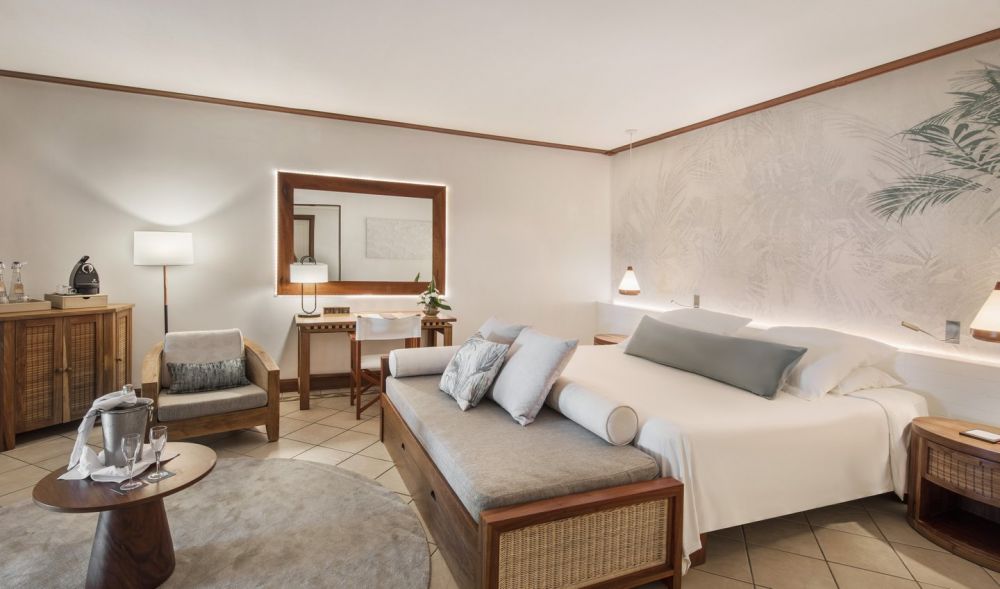 Junior Suite/Junior Suite Beachfront, Paradis Beachcomber Golf Resort & Spa 5*