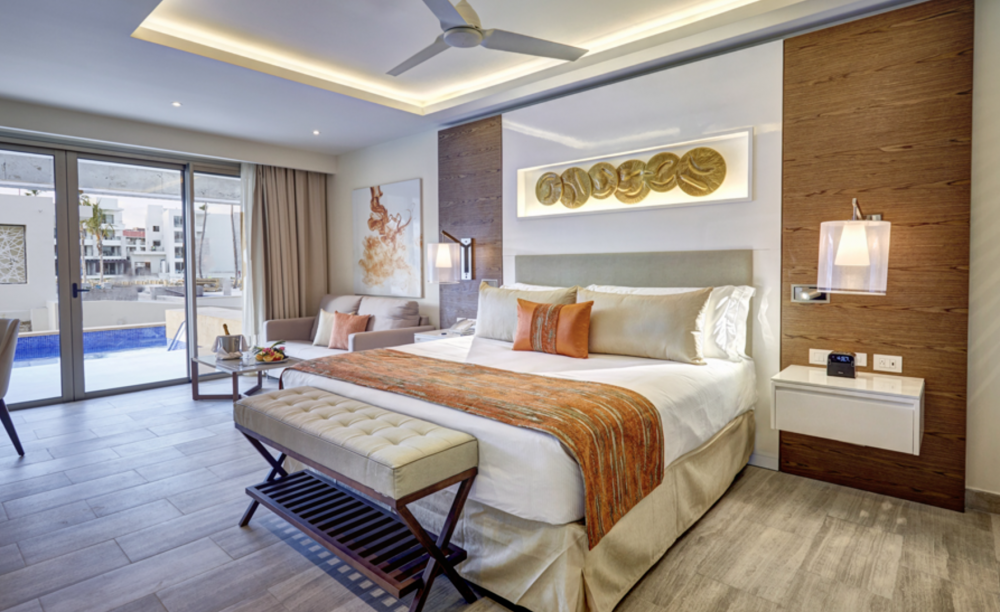 Luxury Junior Suite Diamond Club, Royalton Bavaro 5*