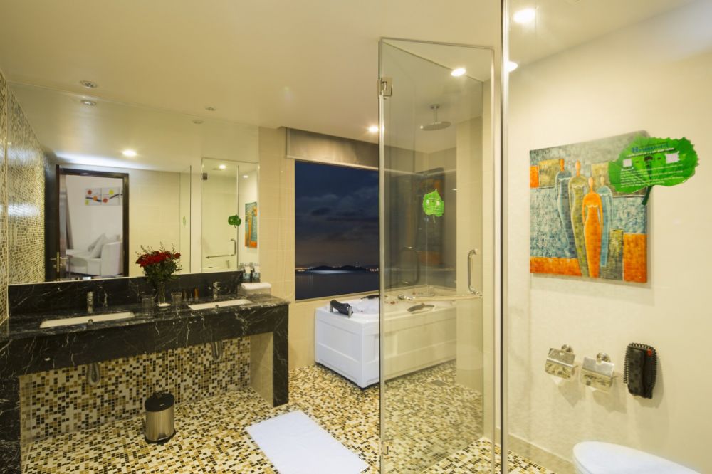 Junior Suite King, Premier Havana Nha Trang 5*