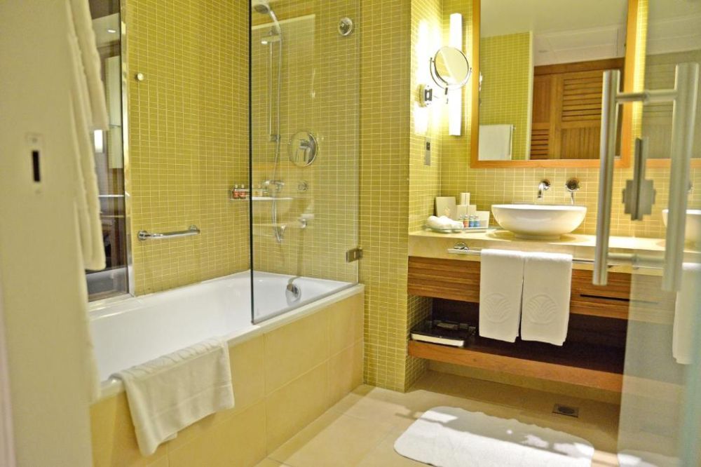 Premium Suite, Yas Island Rotana 4*