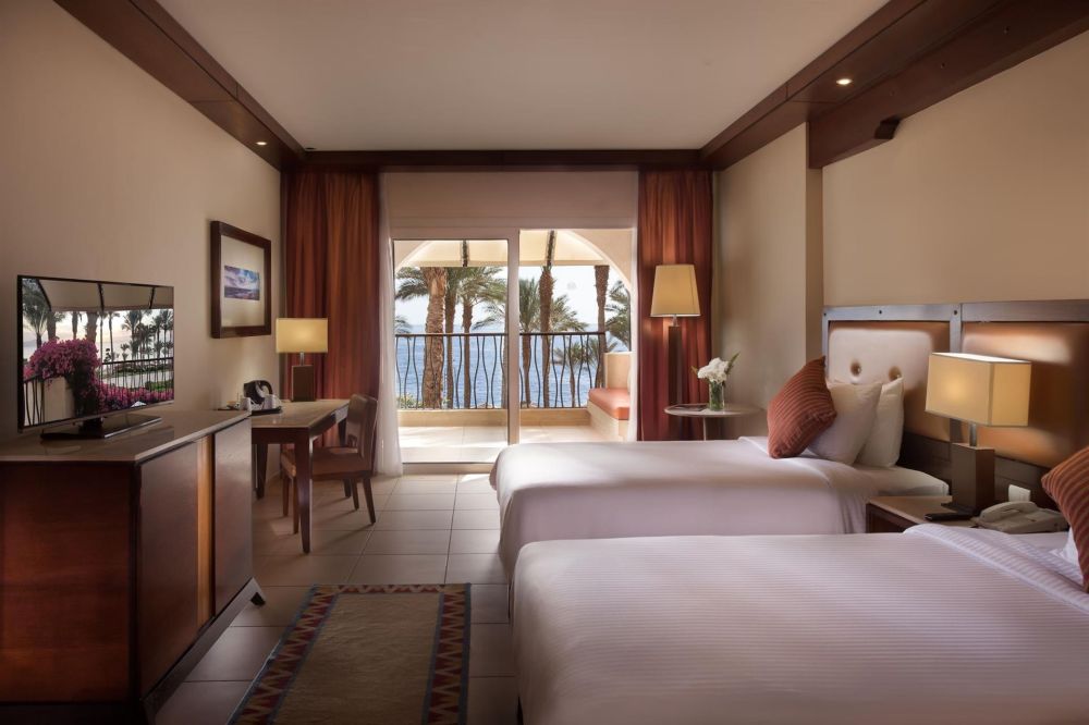 Sea Front Room (ex. premium), Grand Rotana Resort & Spa 5*