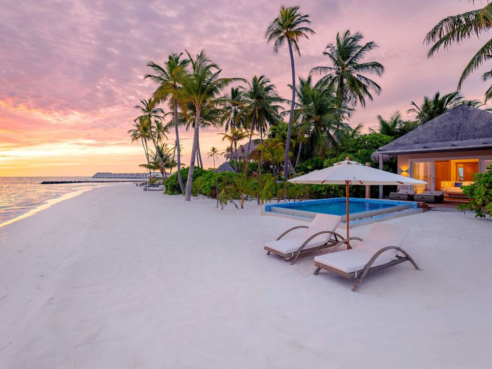 Sunset Beach Villa with Pool, Baglioni Resort Maldives 5*