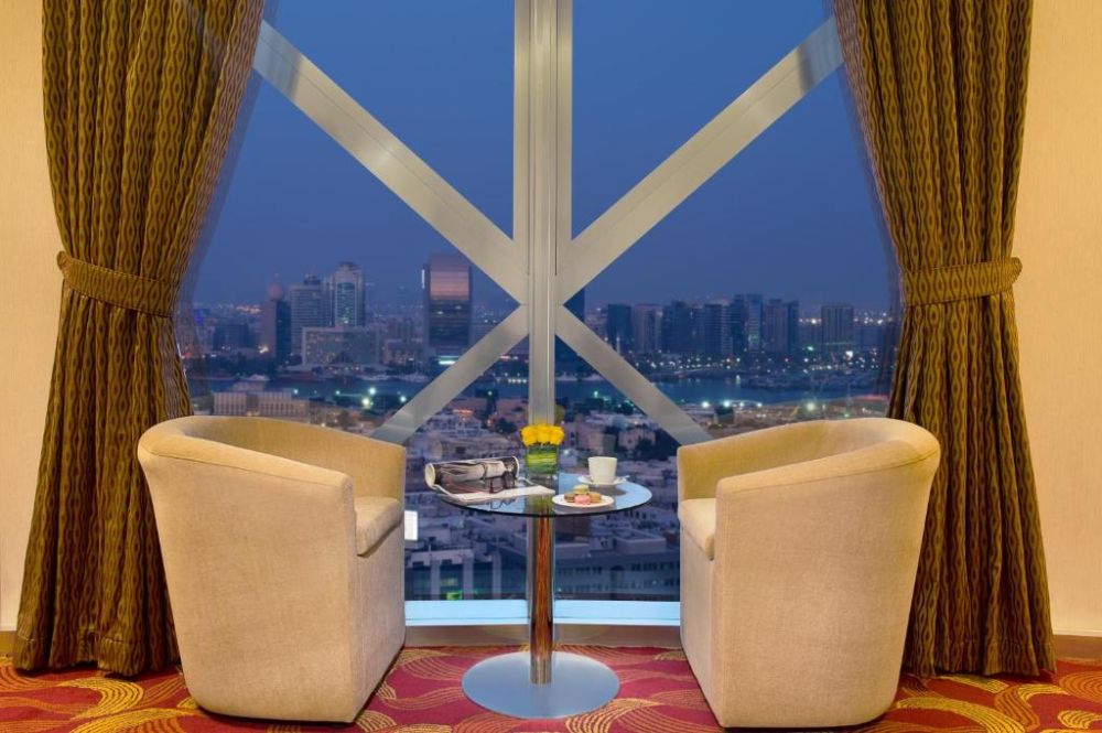 Suite Room, City Seasons Towers 4*