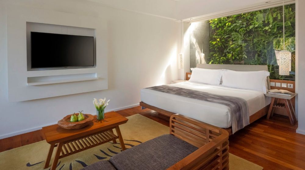 Heavenly Ocean View Pool Suite, Maya Sanur Resort & Spa 5*