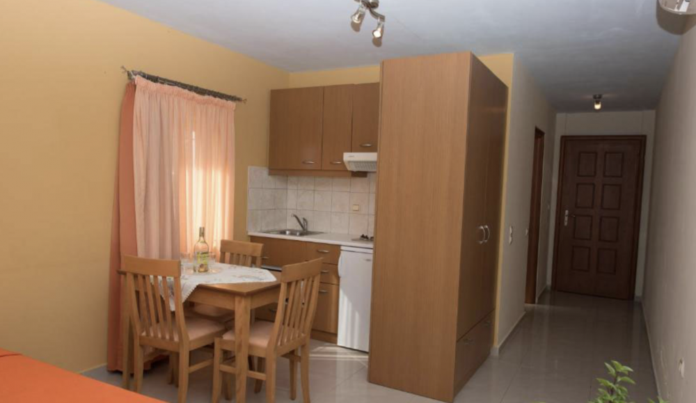 STUDIO 3 bedrooms, Ionio Star Hotel 3*