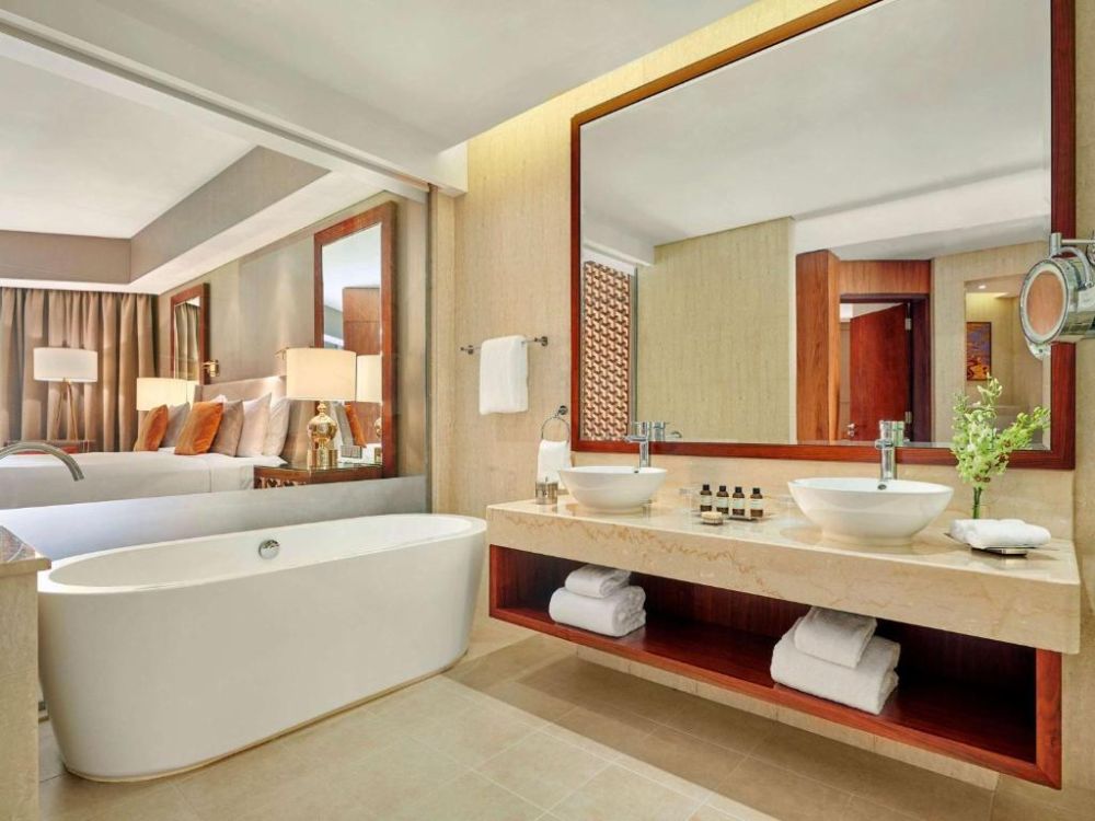 Two Bedroom Corner Suite, Fairmont Ajman 5*