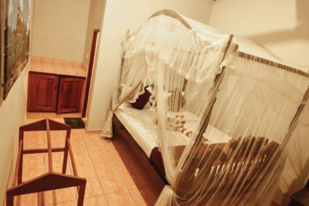 Budget Room, Serendipity Beach 2*