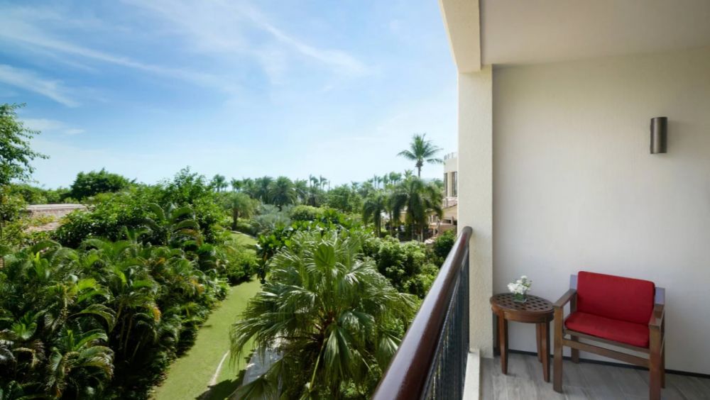 Deluxe Scenic Room, Sanya Marriott Yalong Bay Resort & Spa 5*