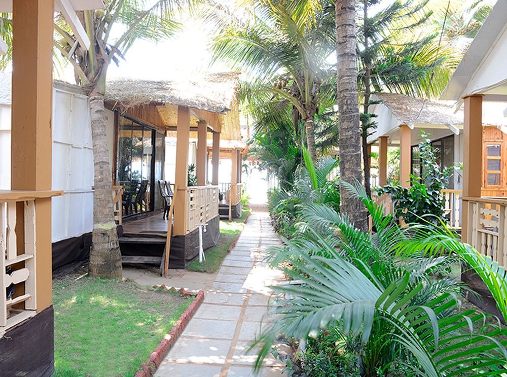 Deluxe AC Huts Partial Sea View, Cuba Patnem 