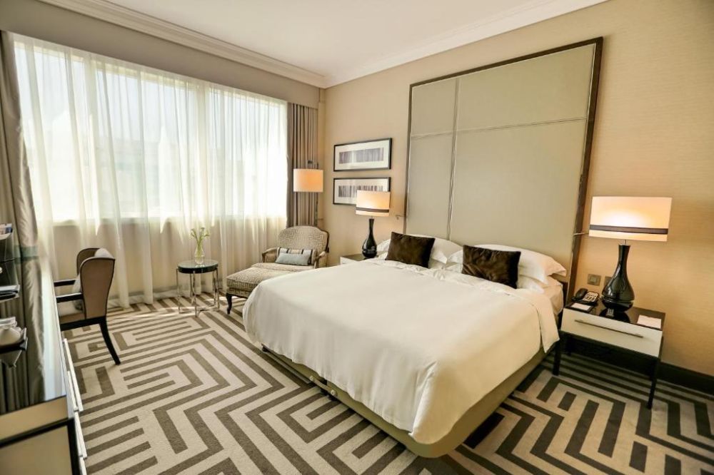 Guest Room, Al Maha Arjaan Abu Dhabi 4*