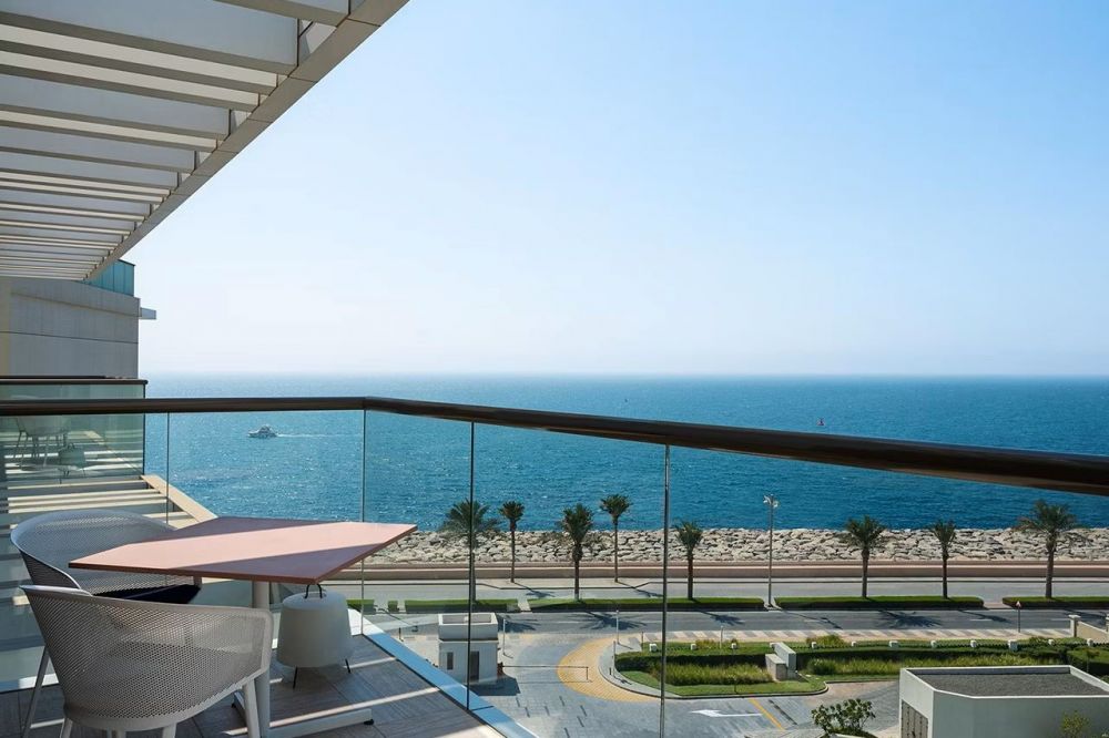 One Bedroom Suite Arabian Sea View, Th8 Palm Dubai Beach Resort Vignette Collection (ex.Th8 Palm by House Of Originals) 5*