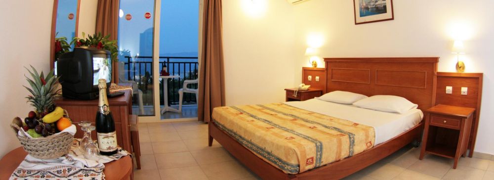 Double room Sea View/Mountain View, Semiramis Village Hotel 4*