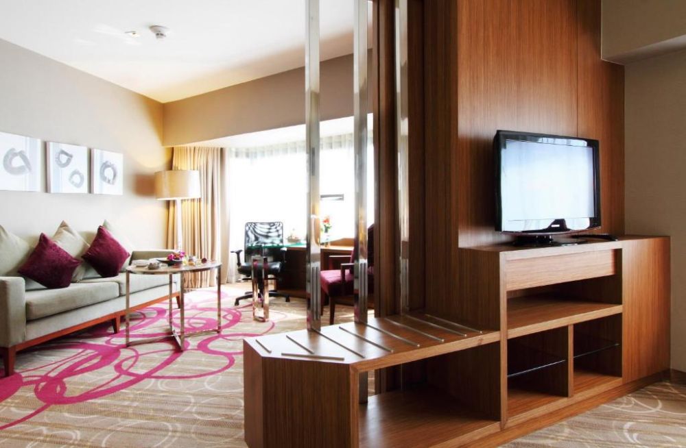 Club Premium Deluxe Suite, Centara Grand At Central Plaza Ladprao 5*