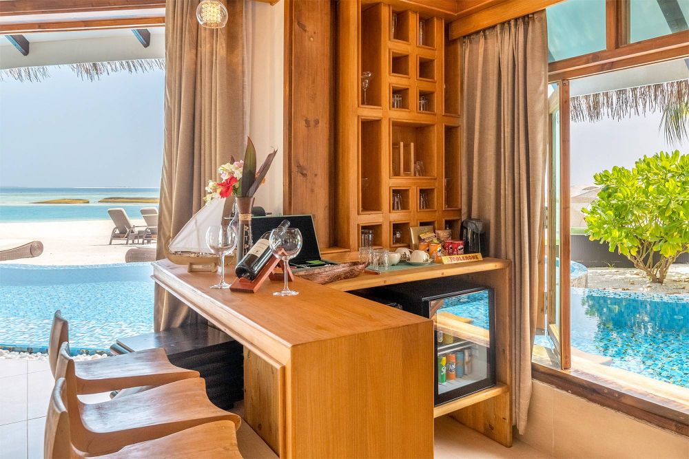 3-Bedroom Royal Beach Suite With Infinity Pool, Kihaa Maldives 5*