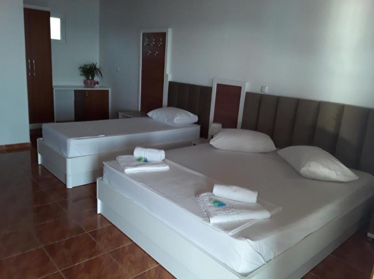 Standard, Riviera Qeparo 3*