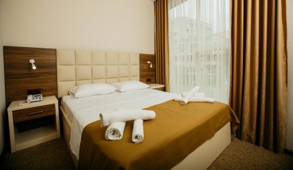 Standard, City Batumi 3*