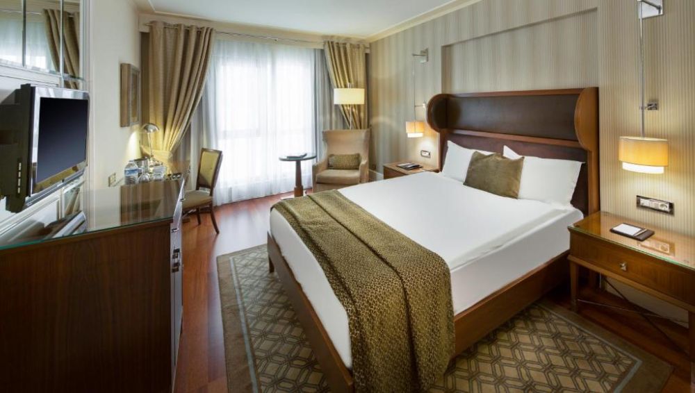 Superior Room, Titanic City Taksim 4*