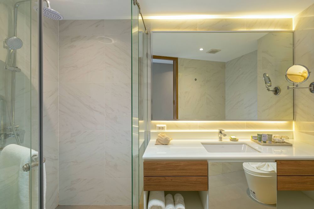 Family Suite Outdoor Bathtub, Wyndham Garden Naithon Phuket 5*