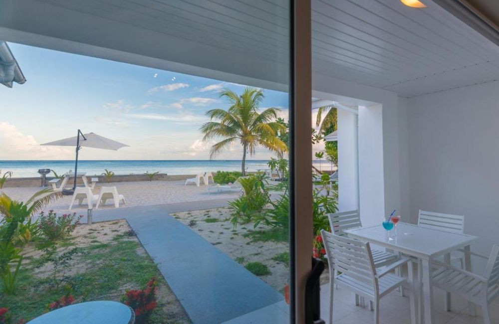 Two-Bedroom Beachfront Apartment, Le Nautique Luxury Beachfront Apartment 