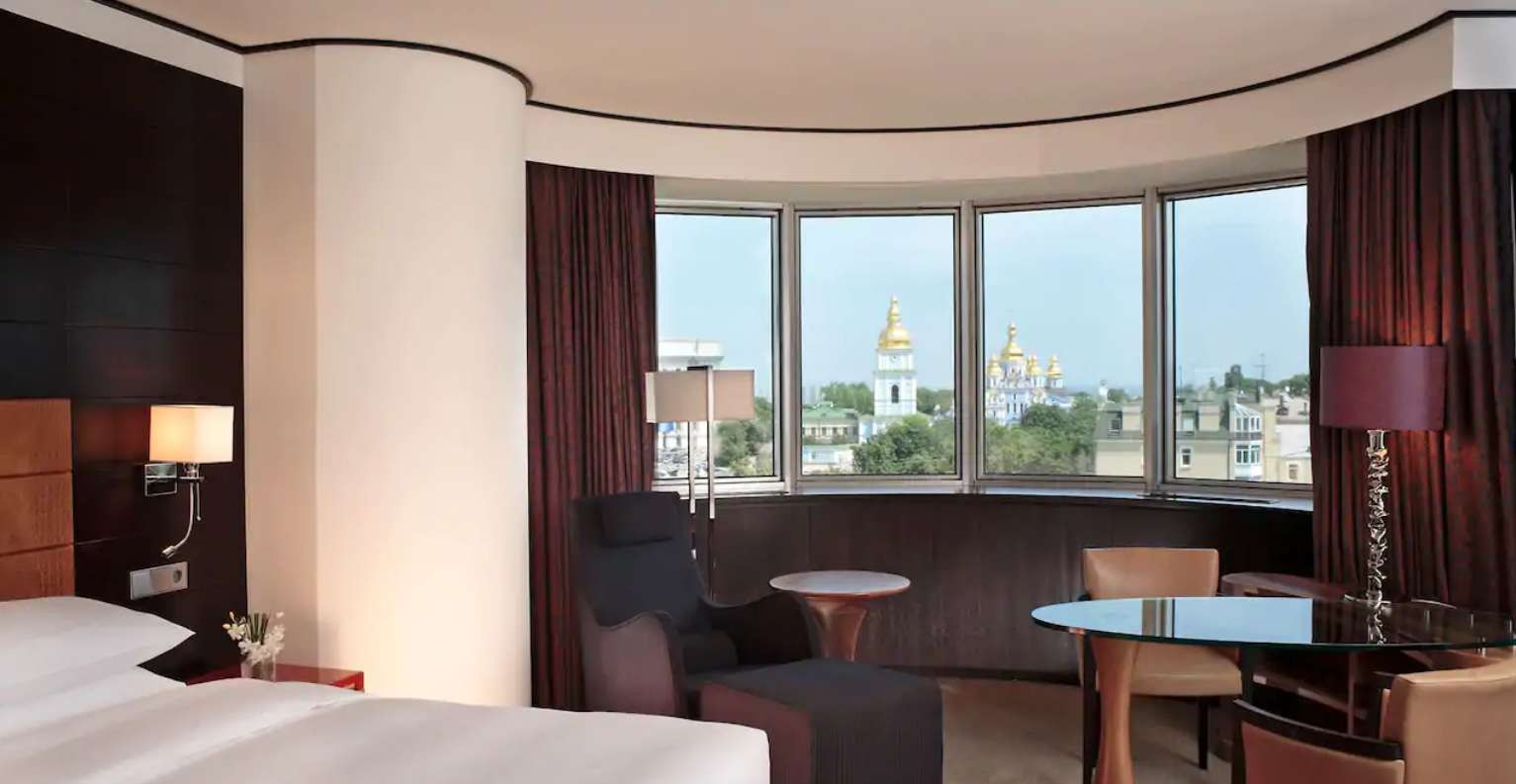 Стандарт с видом на собор, Hyatt Regency Kyiv 5*