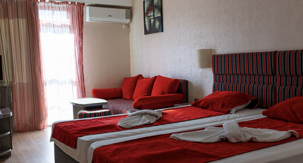 STANDARD, Kotva Hotel 4*