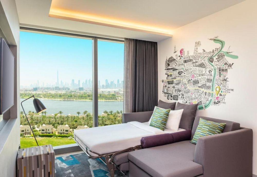 Savvy Suite, Aloft Dubai Creek 4*