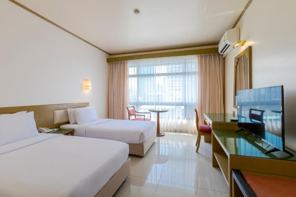 Deluxe Room, Pinnacle Lumpinee Park Hotel 3*