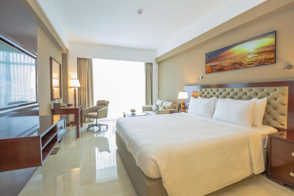 Superior/Deluxe King, Marino Beach Colombo 4*