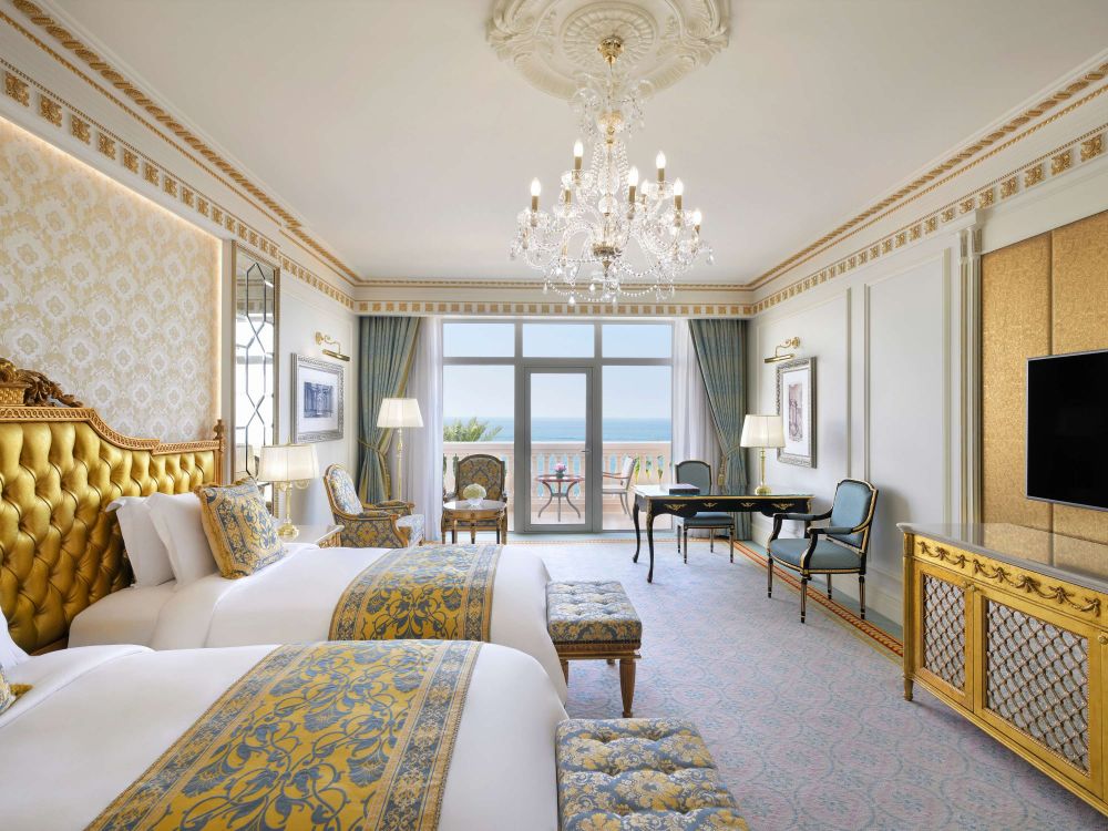 Family Room Ocean, Raffles The Palm Dubai 5*