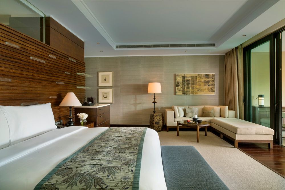 Oasis Room, Raffles Hainan Clear Water Bay 5*