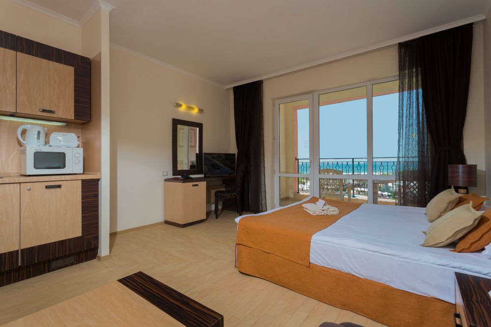 SEA VIEW, DIT Majestic Beach Resort 4*