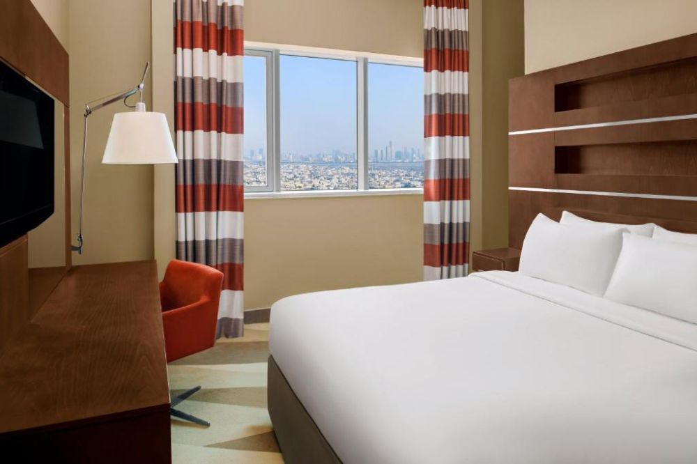 One Bedroom Suite, Novotel Dubai Al Barsha 4*