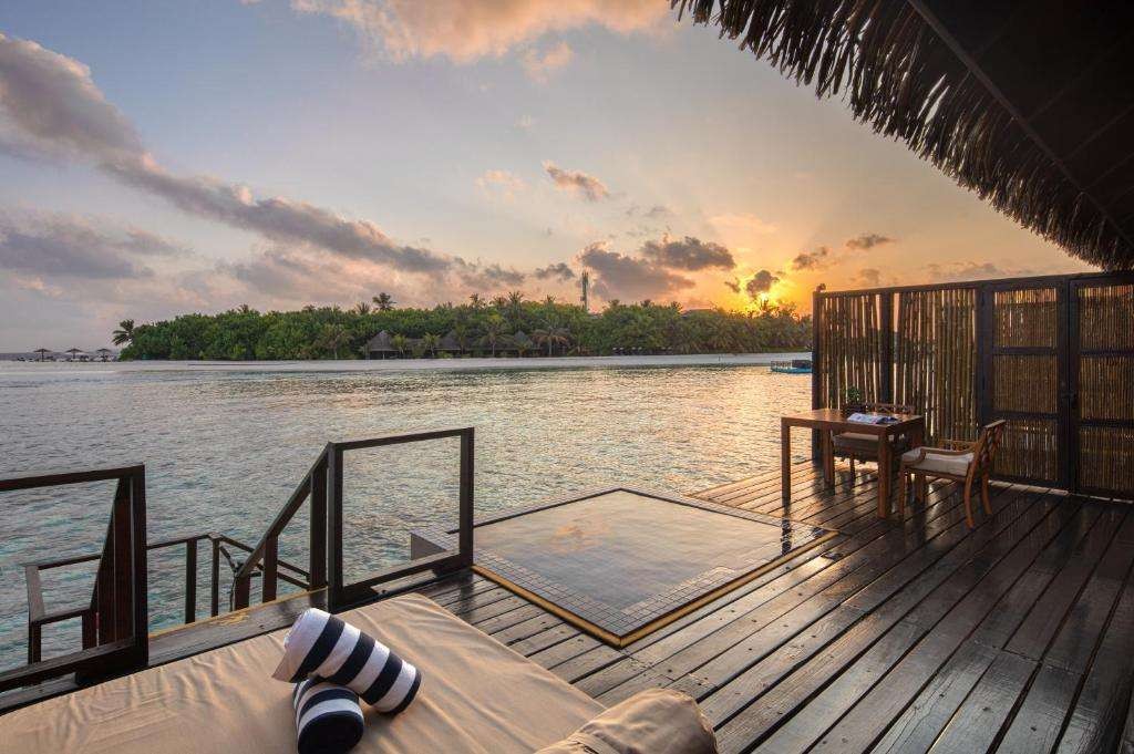 Sunrise Overwater Villa with Plunge Pool and Jacuzzi, Adaaran Prestige Vadoo | Adults Only 18+ 5*