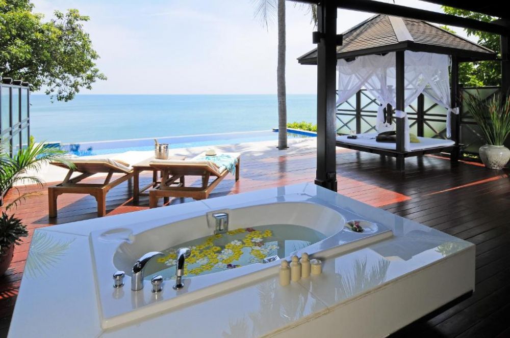 Sea Front Pool Villa, The Tongsai Bay 5*