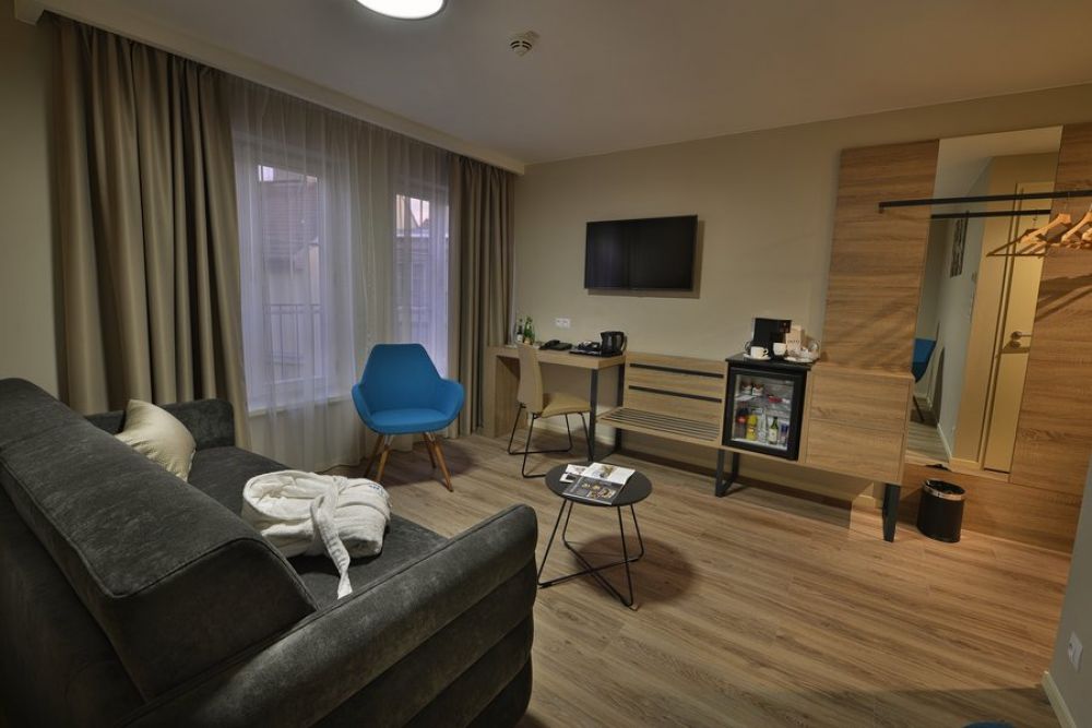 Junior Suite, New Town Ea Hotel 4*