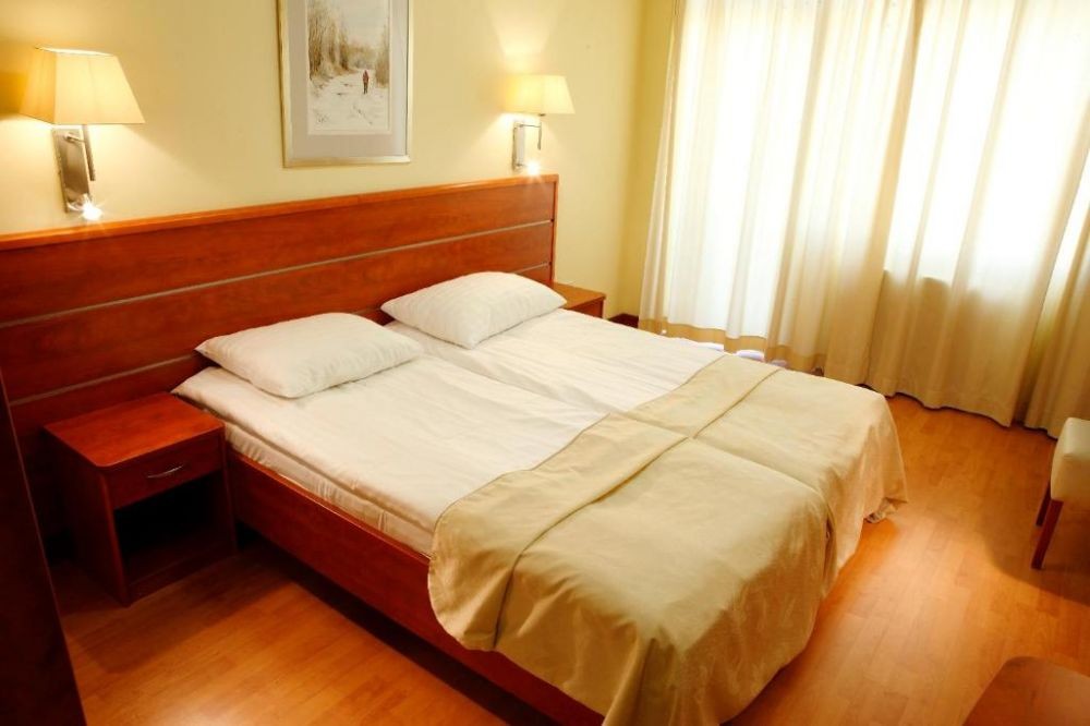 Superior, Benczur Hotel 3*