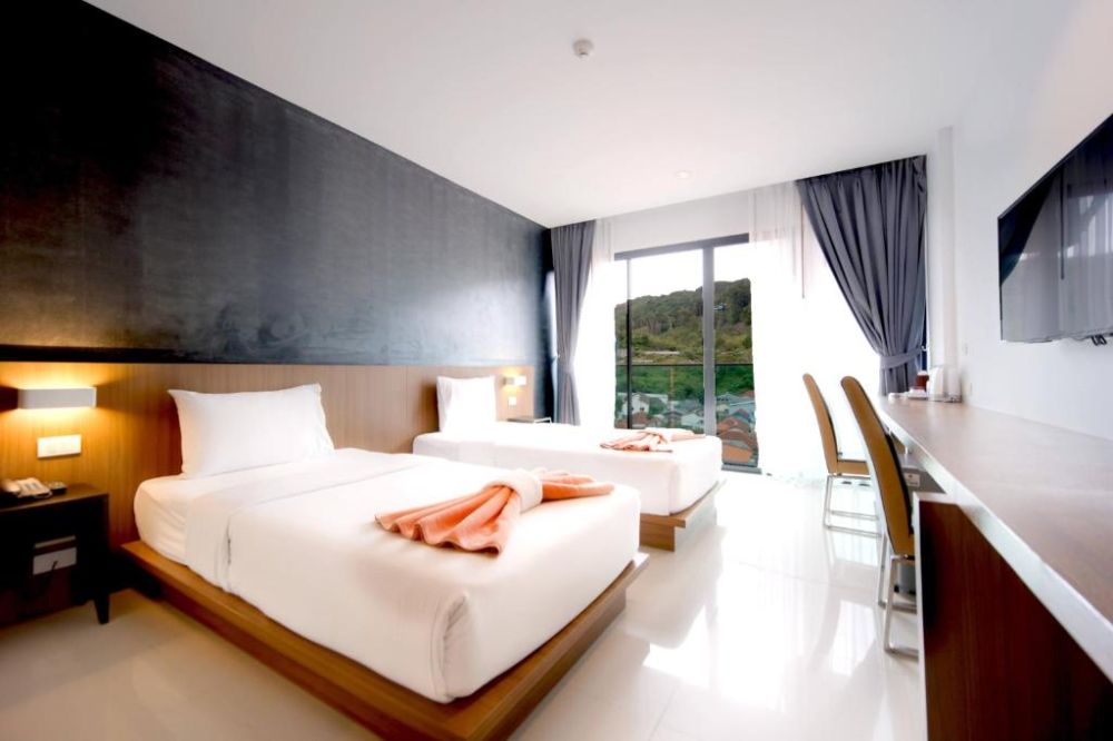 Superior, Phoenix Grand Patong Hotel 3*