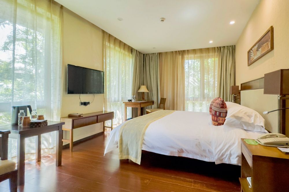 Villa Room/Swimming Pool Villa Room, Yalong Bay Villas & Spa 5*