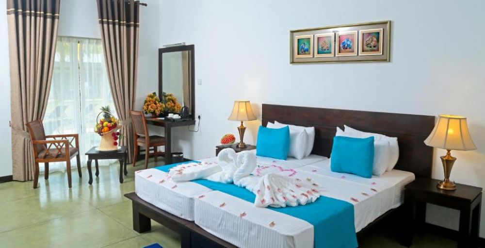 Deluxe, Coco Royal Beach Resort 4*