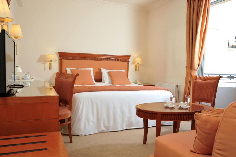 Superior Room, Athens Atrium Hotel 4*