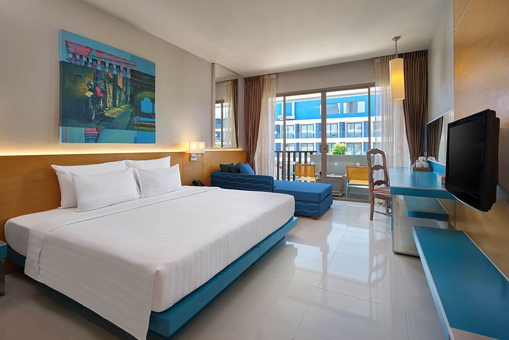 Plaza Room, The Kee Resort & Spa 4*