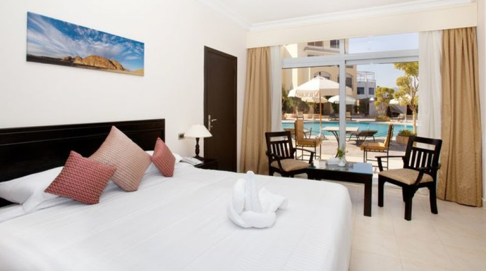 Standard, Royal Naama Bay Resort 3*