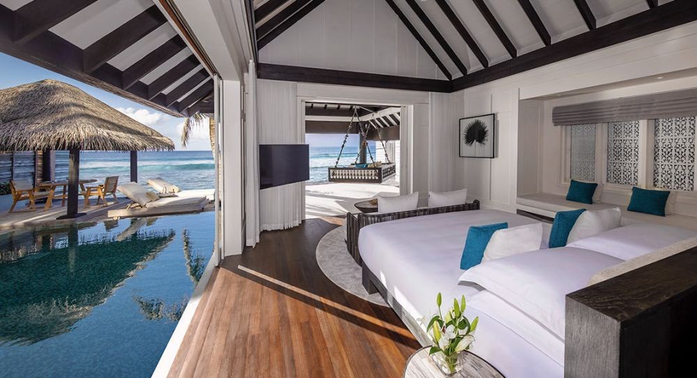 Ocean House With Pool, Naladhu Maldives 5*