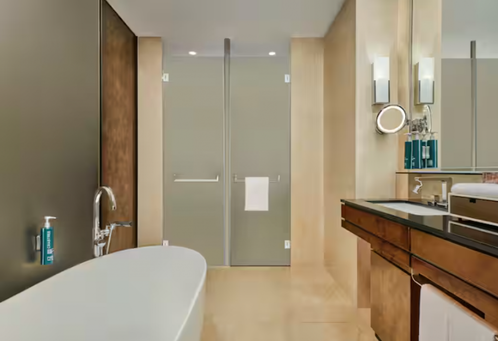 Deluxe Room, Hilton Guangzhou Tianhe 5*