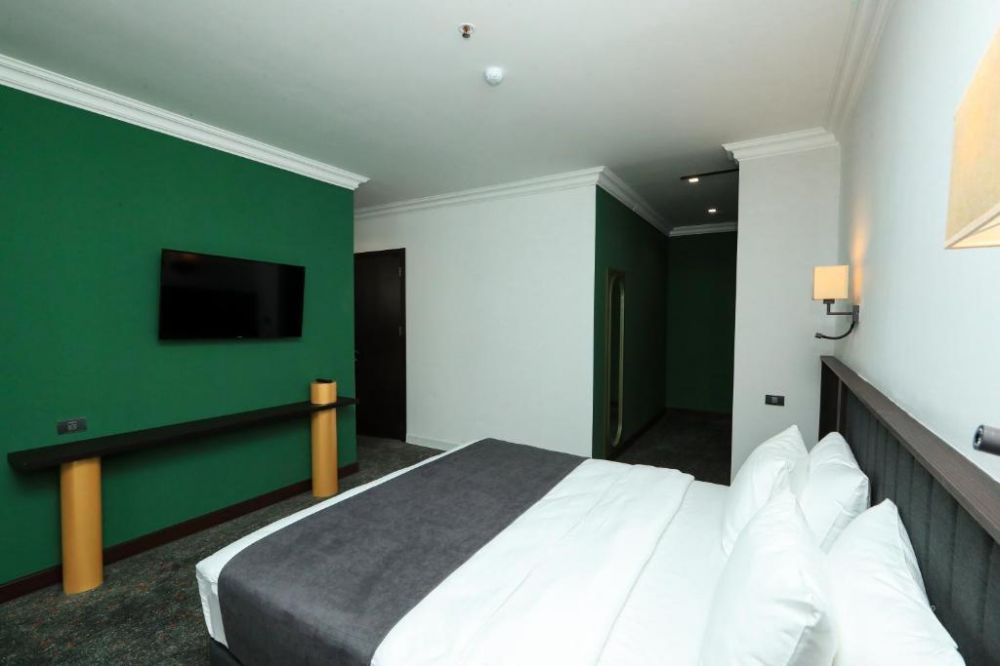 Suite, Pine Astoria Tbilisi 5*