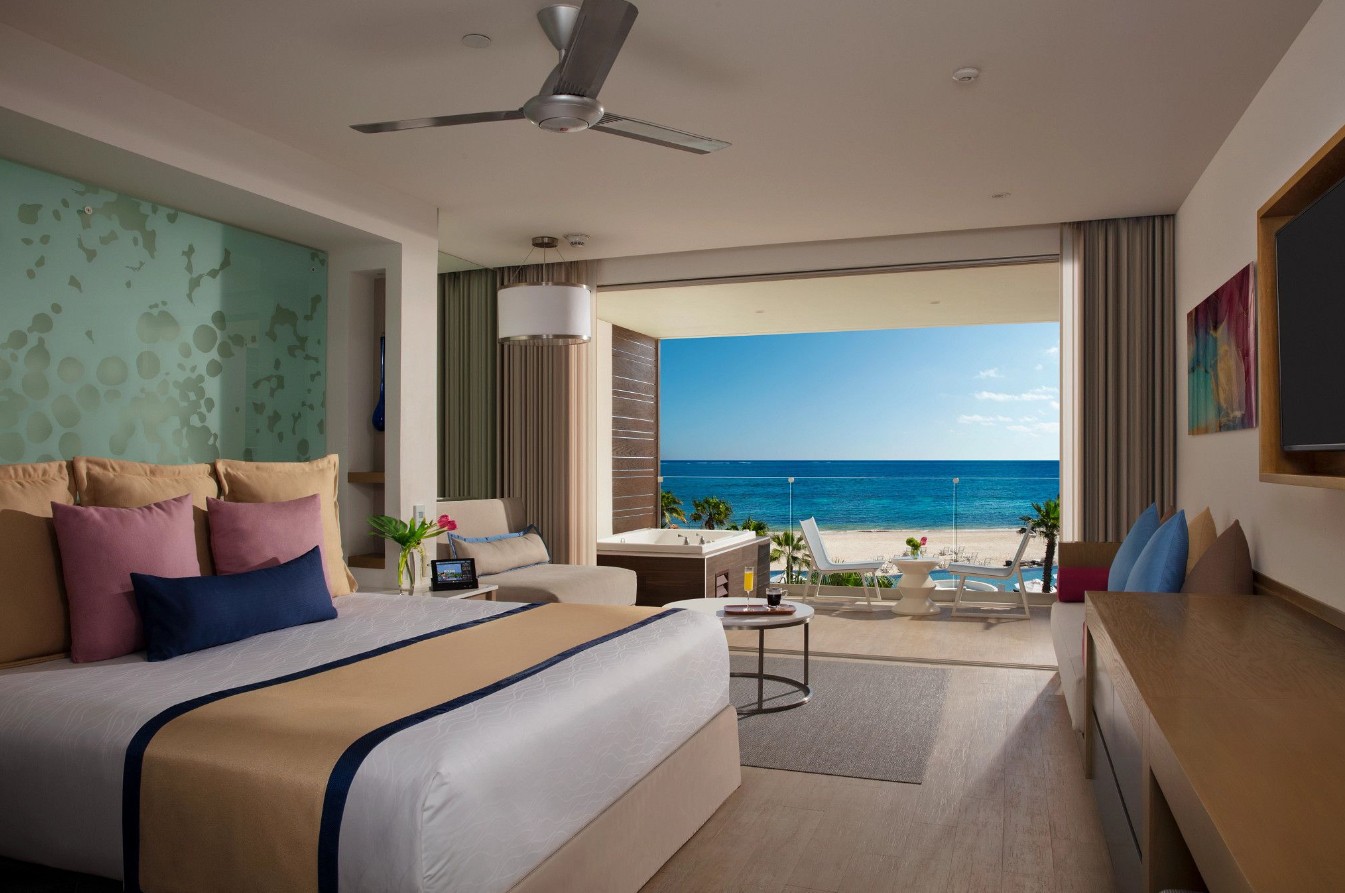 Preferred Club Junior Suite Tropical/ OV/ Ocean Front, Secrets Riviera Cancun | Adults Only 5*